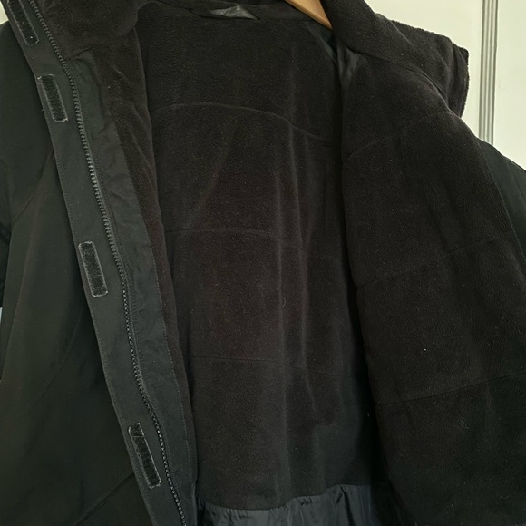 North Face Jacket with Detachable Hood - Picture 10 of 12